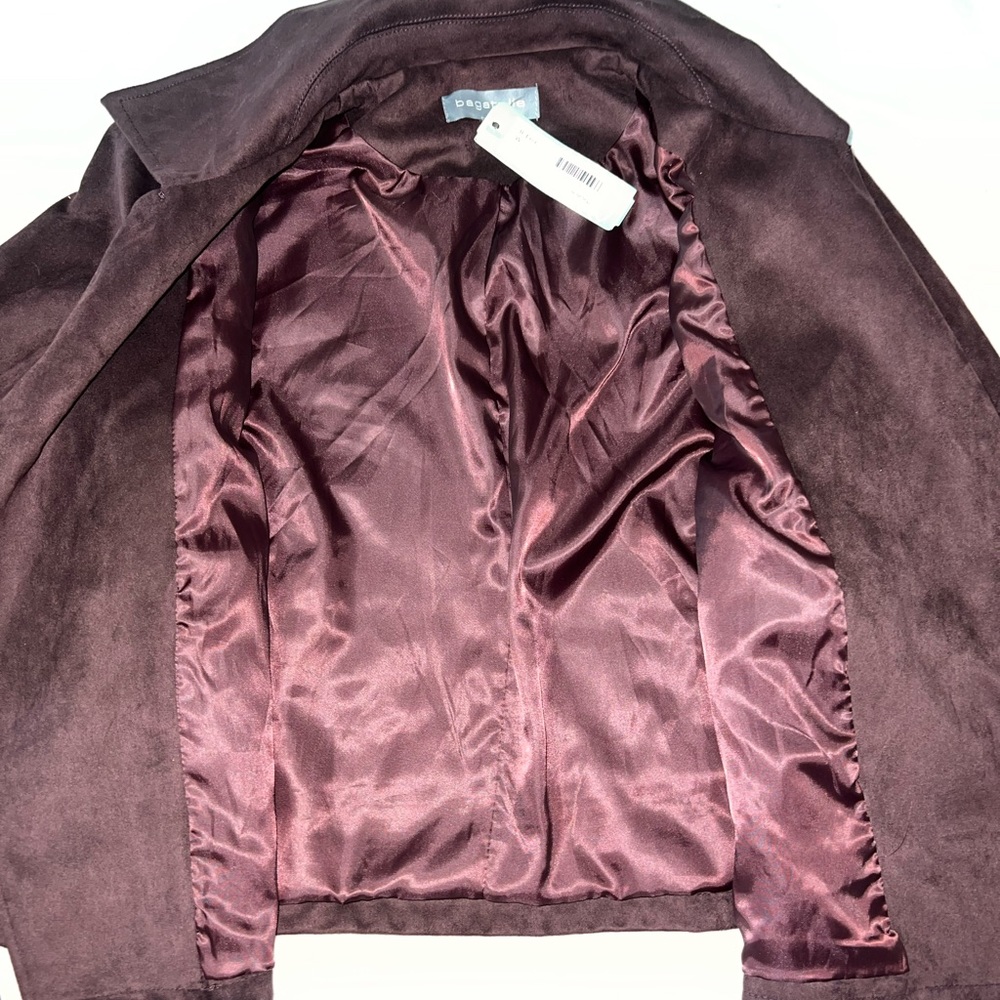 Medium Jacket - Picture 3 of 7